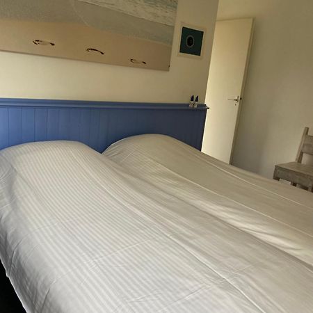 Rustig Gelegen Bungalow Op Texel Oosterend  Εξωτερικό φωτογραφία