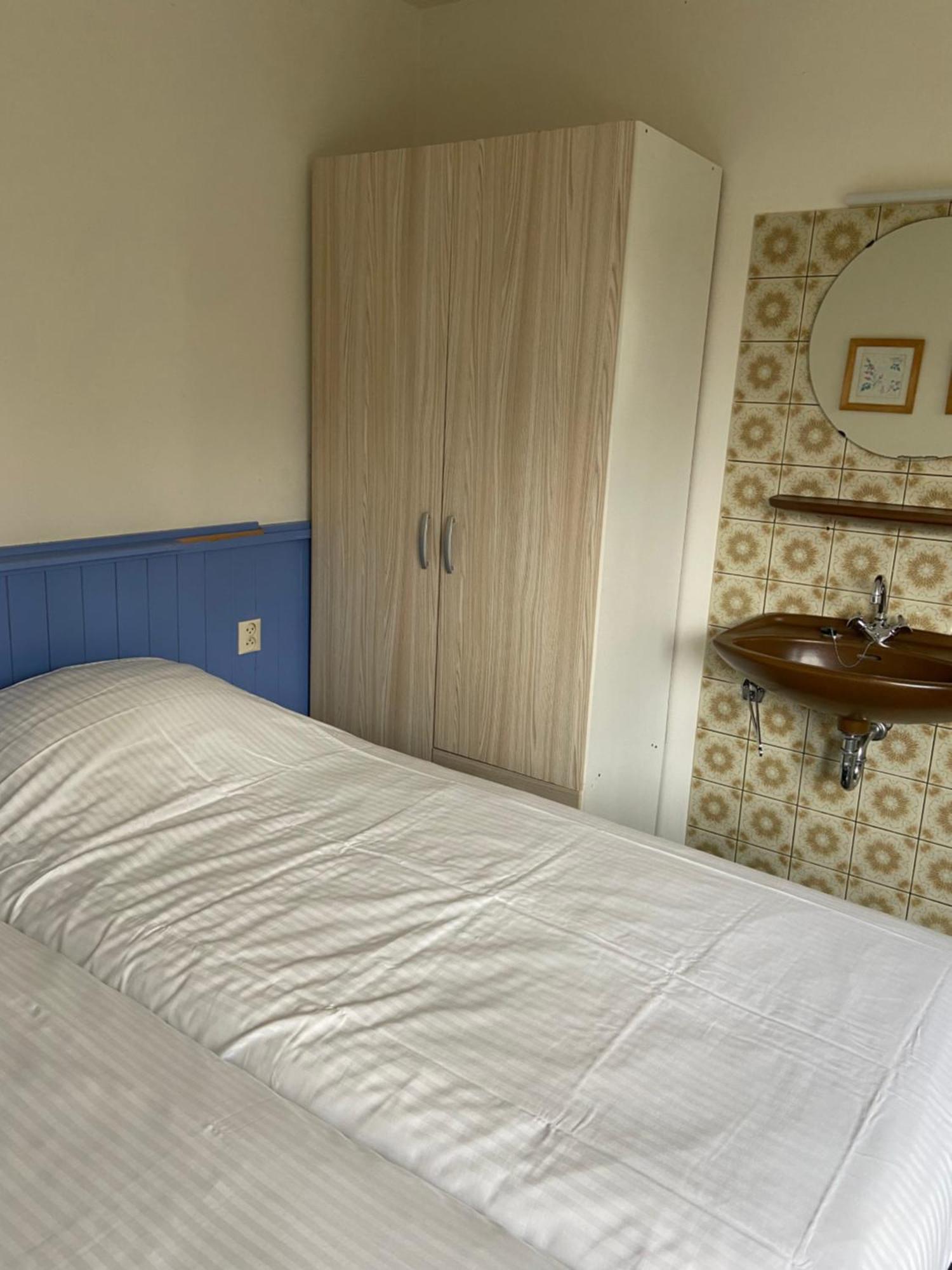 Rustig Gelegen Bungalow Op Texel Oosterend  Εξωτερικό φωτογραφία